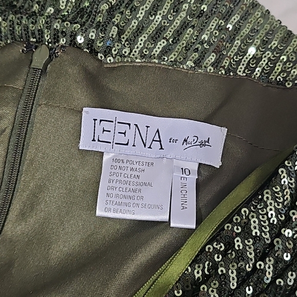 MAC DUGGAL size 10 SEQUINED LONG SLEEVE GOWN Dress - Picture 6 of 9